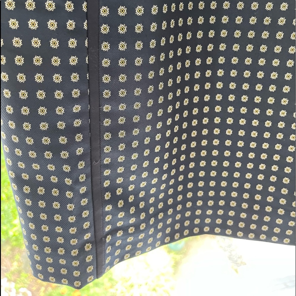 NWOT JCrew navy sheath dress with small print flowers. Size 6. Work/casual. - Picture 7 of 9